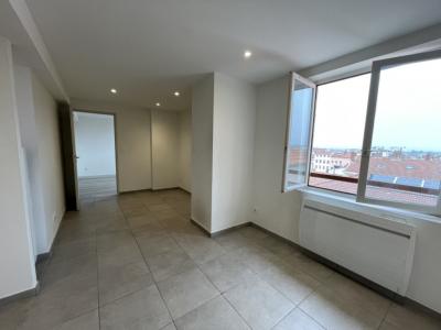 For rent Lyon-4eme-arrondissement 2 rooms 42 m2 Rhone (69004) photo 0
