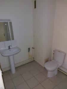 Louer Appartement Viroflay 870 euros