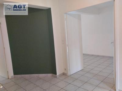 Louer Appartement Bonlier 682 euros