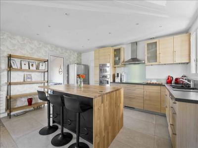 Louer Maison Noisy-le-roi 3900 euros