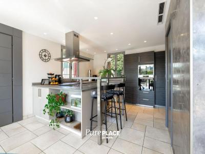 For sale Vallauris 5 rooms 152 m2 Alpes Maritimes (06220) photo 2