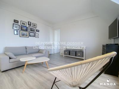 For rent Courbevoie 2 rooms 43 m2 Hauts de Seine (92400) photo 2