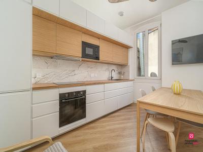Louer Appartement Marseille-6eme-arrondissement 2600 euros