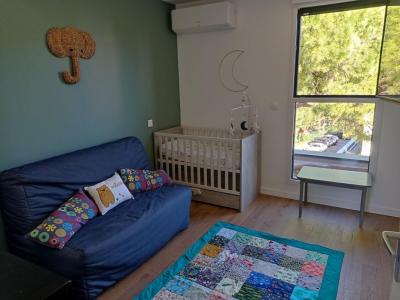 For sale Montpellier 3 rooms 64 m2 Herault (34000) photo 2