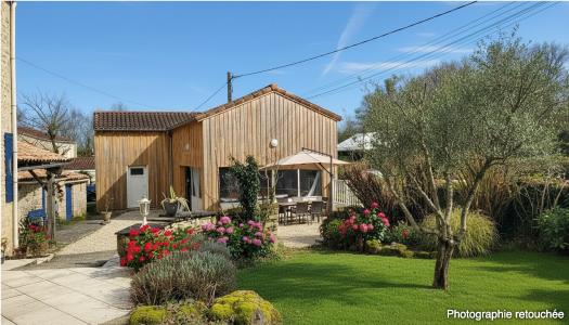 For sale Creche 6 rooms 190 m2 Deux sevres (79260) photo 3