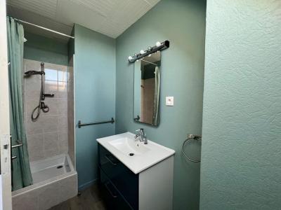 For sale Auray 2 rooms 27 m2 Morbihan (56400) photo 2