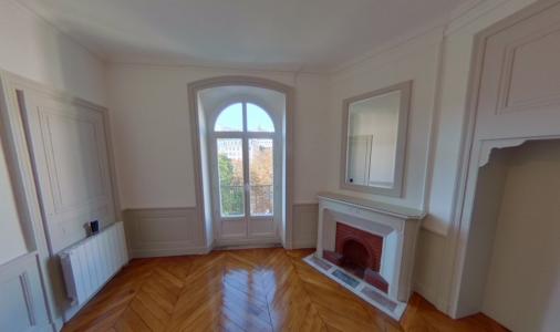 Louer Appartement 81 m2 Lyon-1er-arrondissement