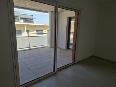 For rent Lunel 2 rooms 45 m2 Herault (34400) photo 0