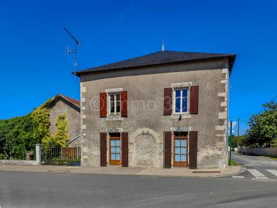 For sale Chaunay 10 rooms 194 m2 Vienne (86510) photo 0