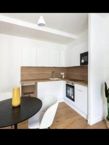 Louer Appartement 31 m2 Paris-16eme-arrondissement