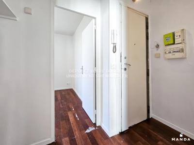 Louer Appartement 31 m2 Paris-18eme-arrondissement