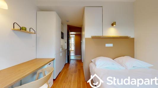 Louer Appartement 15 m2 Paris-17eme-arrondissement