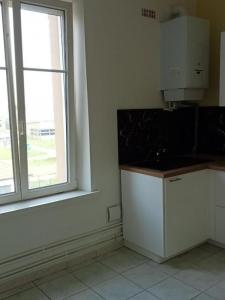 For rent Charleville-mezieres 2 rooms 50 m2 Ardennes (08000) photo 2