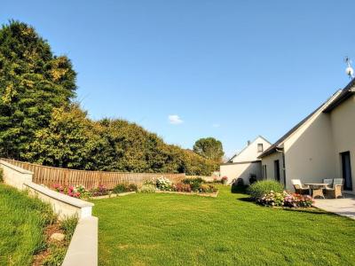 For sale Rodez 7 rooms 245 m2 Aveyron (12000) photo 0