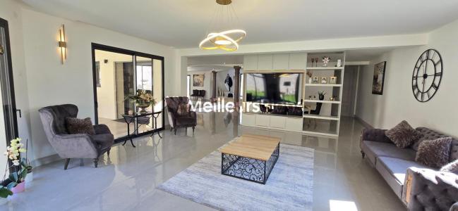 Acheter Prestige Chartres 747990 euros