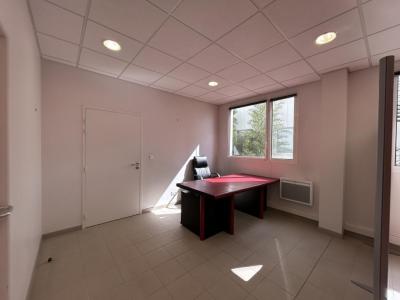 Louer Local commercial 52 m2 Essey-les-nancy