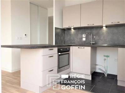 Louer Appartement 64 m2 Lyon-8eme-arrondissement