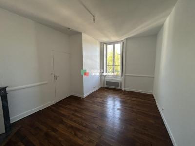 For rent Vitre 2 rooms 35 m2 Ille et vilaine (35500) photo 2