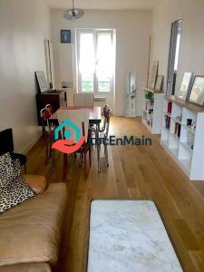 For rent Paris-20eme-arrondissement 2 rooms 34 m2 Paris (75020) photo 0