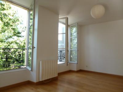 Louer Appartement 47 m2 Ennery
