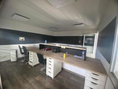 Annonce Location Local commercial Bernis 30