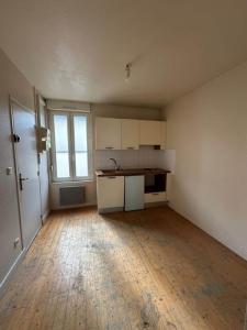 For rent Troyes 2 rooms 30 m2 Aube (10420) photo 2