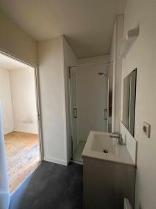 For rent Troyes 2 rooms 30 m2 Aube (10420) photo 3