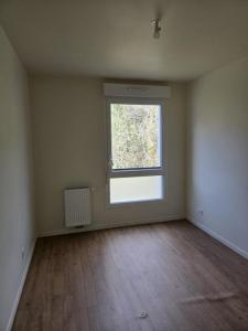 For rent Pont-sur-yonne 4 rooms 95 m2 Yonne (89140) photo 2
