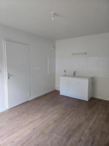 For rent Pont-sur-yonne 2 rooms 60 m2 Yonne (89140) photo 1