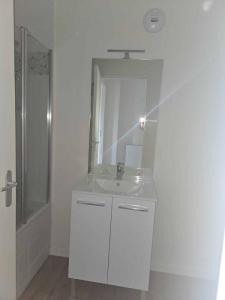 For rent Pont-sur-yonne 2 rooms 60 m2 Yonne (89140) photo 3