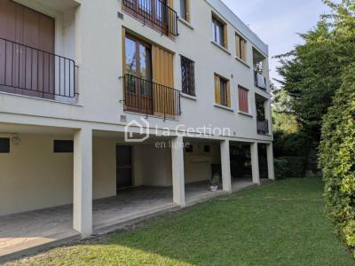 Louer Appartement Eaubonne 976 euros