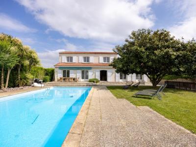 For sale Saint-julien-de-concelles 9 rooms 230 m2 Loire atlantique (44450) photo 0