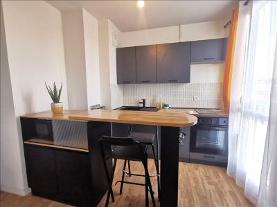 Louer Appartement Thiais 820 euros