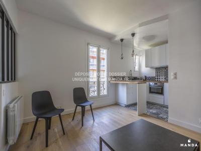 For rent Paris-18eme-arrondissement 2 rooms 34 m2 Paris (75018) photo 0
