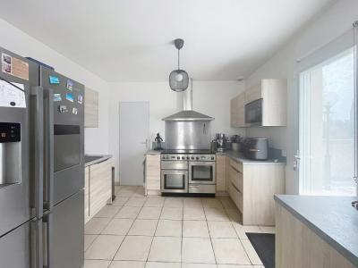 For sale Rochefort-du-gard 4 rooms 87 m2 Gard (30650) photo 3