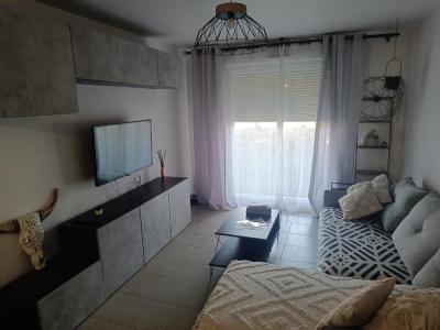 For rent Roquebrune-sur-argens 2 rooms 39 m2 Var (83520) photo 0