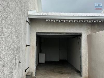 Louer Maison 95 m2 Ravine-des-cabris