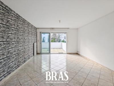 For sale Vannes 2 rooms 46 m2 Morbihan (56000) photo 3