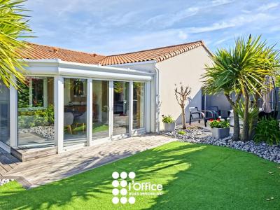 For sale Olonne-sur-mer 4 rooms 75 m2 Vendee (85340) photo 0