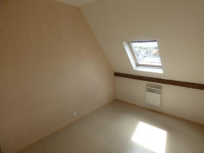 Louer Appartement Aubigny-sur-nere 491 euros