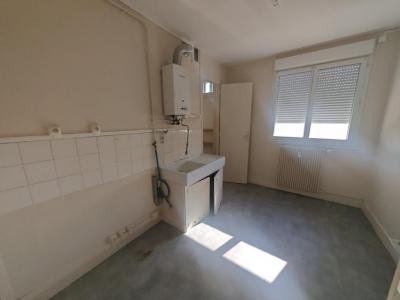 Annonce Location 4 pi�ces Appartement Genelard 71