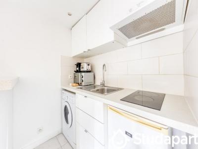 Louer Appartement 16 m2 Paris-20eme-arrondissement