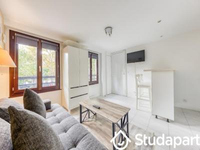 Louer Appartement Paris-20eme-arrondissement 1250 euros