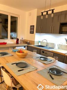 For rent Toulouse 1 room 12 m2 Haute garonne (31100) photo 0