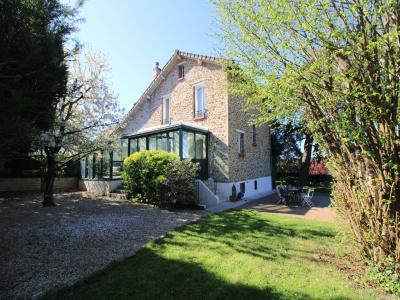 For sale Crosne CENTRE VILLE 8 rooms 164 m2 Essonne (91560) photo 0