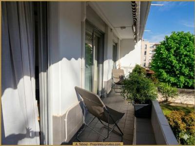 For sale Villeurbanne 3 rooms 77 m2 Rhone (69100) photo 0