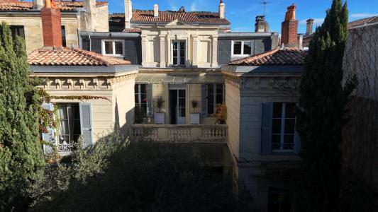 For sale Bordeaux 8 rooms 310 m2 Gironde (33000) photo 0