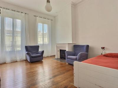 For sale Bordeaux 7 rooms 208 m2 Gironde (33800) photo 4