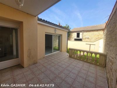 For sale Isle-d'espagnac 5 rooms 112 m2 Charente (16340) photo 0
