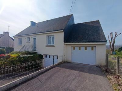 For sale Pontivy 4 rooms 77 m2 Morbihan (56300) photo 0